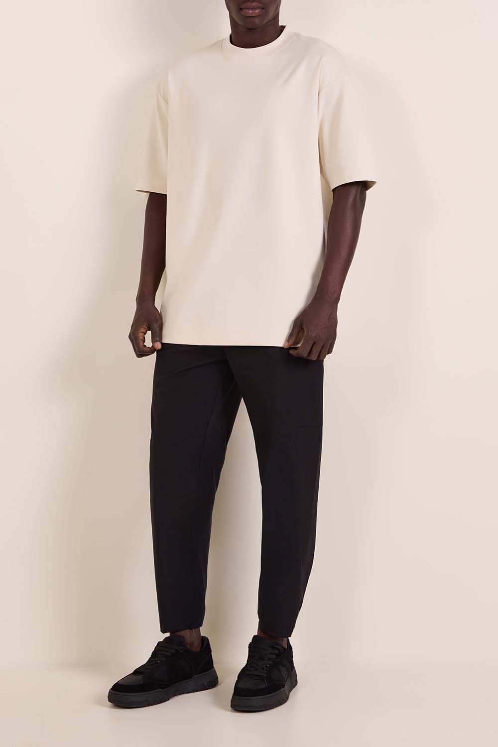 חולצת טי משוחררת